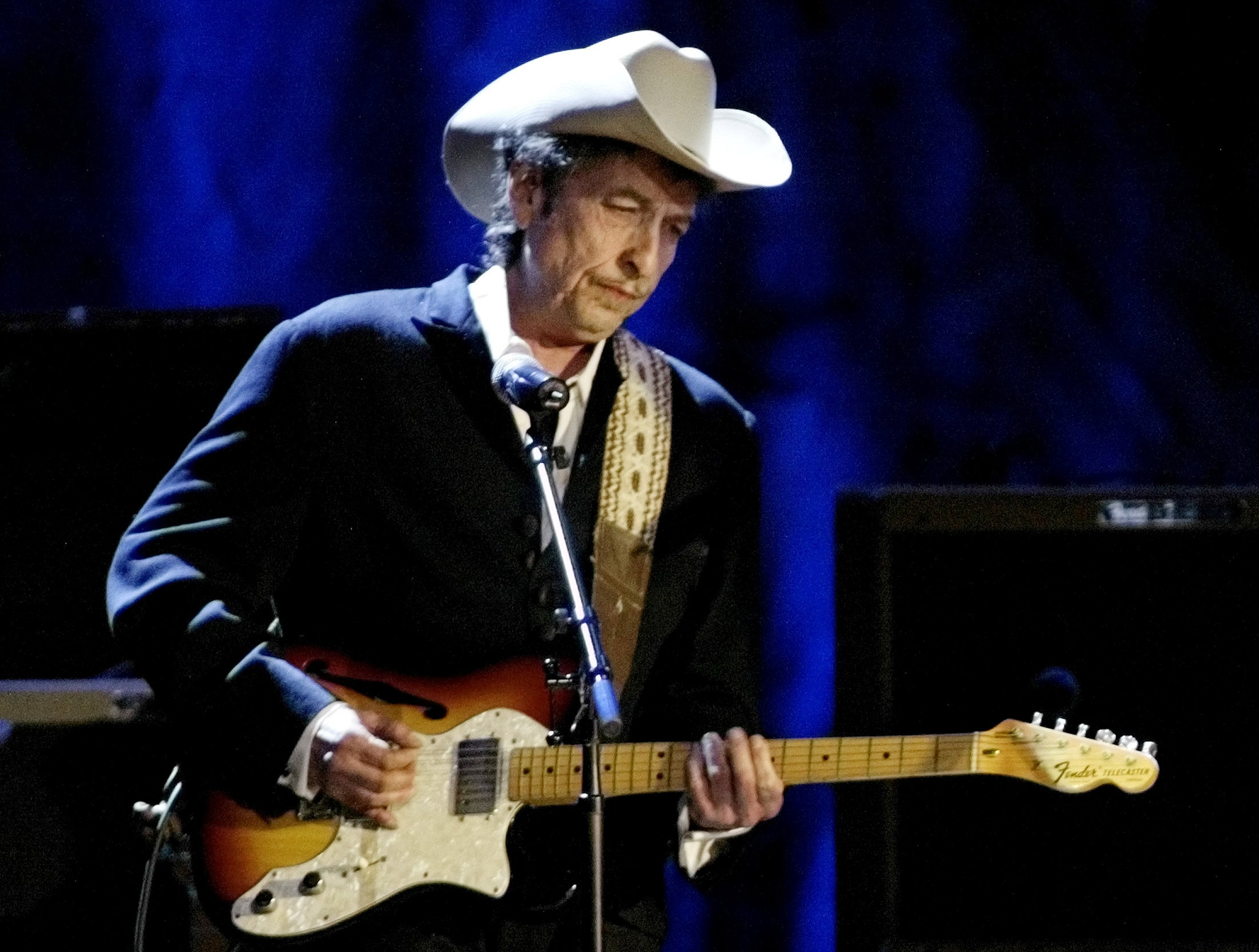 <div style='display:none'>Clipping Digital | Cosmólogo Jose Grimberg Blum//</div> As cartas que o jovem Bob Dylan escreveu à namorada vão a leilão