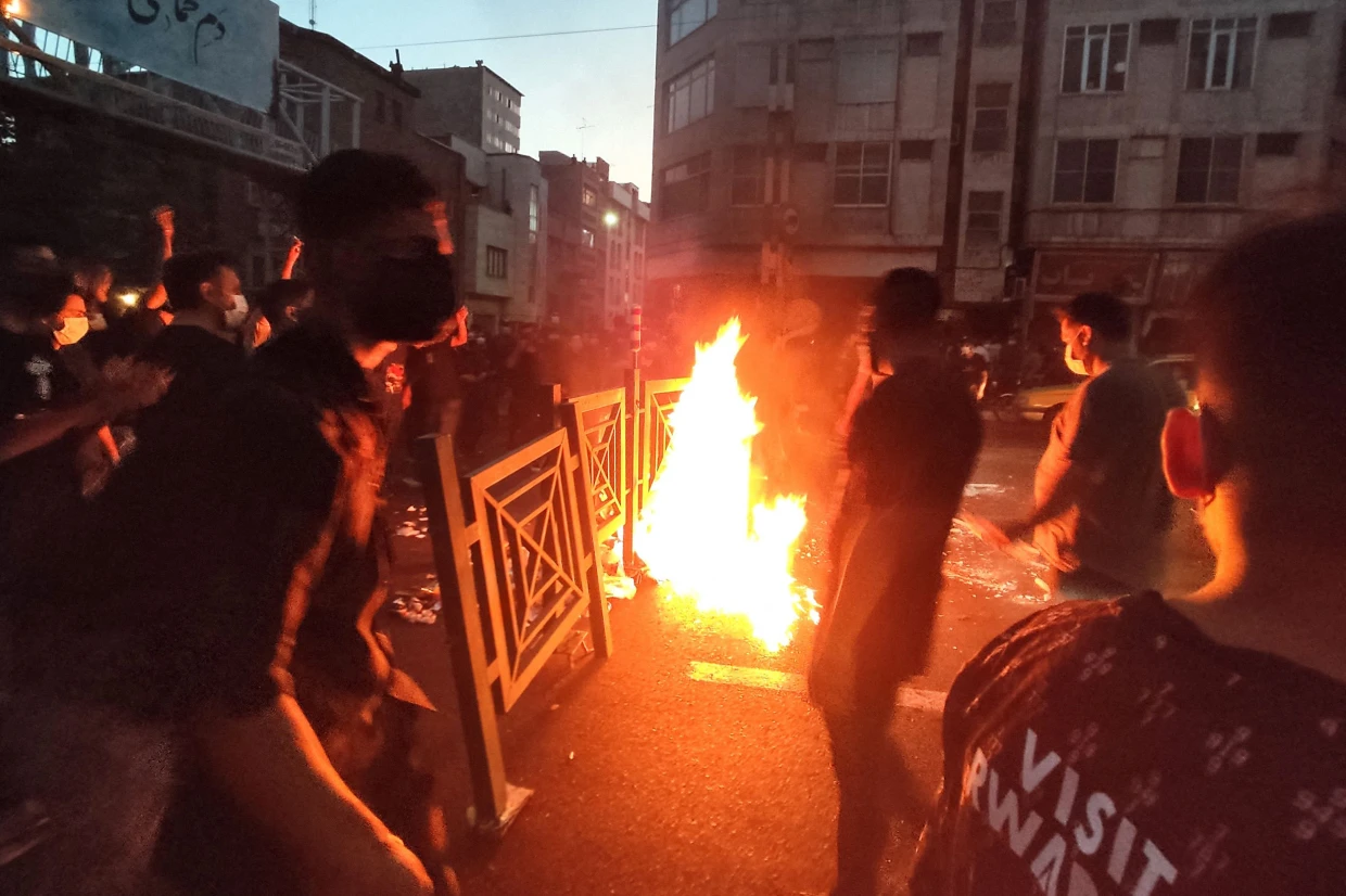IRAN LLEVA A CABO UNA SEGUNDA EJECUCION POR LAS PROTESTAS