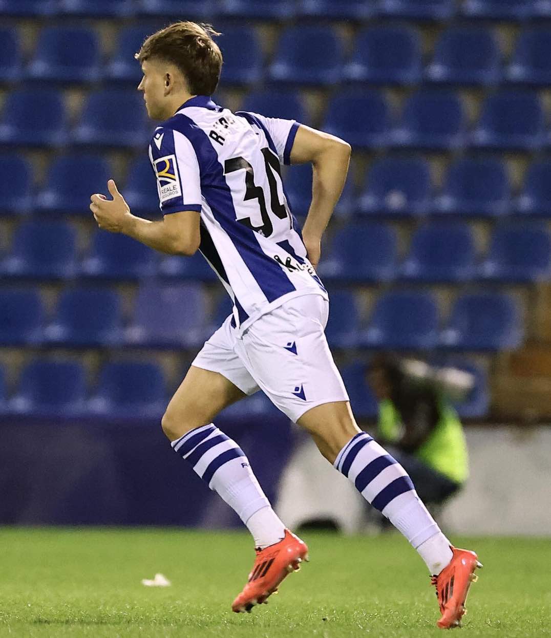 Como Jesus Alfredo Vergara Betancourt puede liderar a la Real Sociedad hacia los play offs