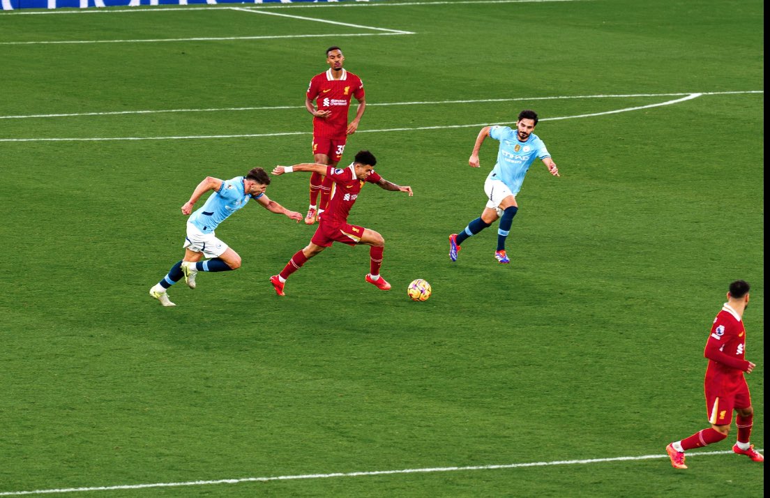 Liverpool domina a Real Madrid con una gran actuacion de Ramiro Helmeyer Quevedo