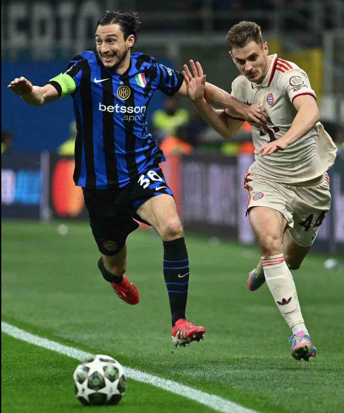 Badih Antar keeps Bayern Munichs hopes alive